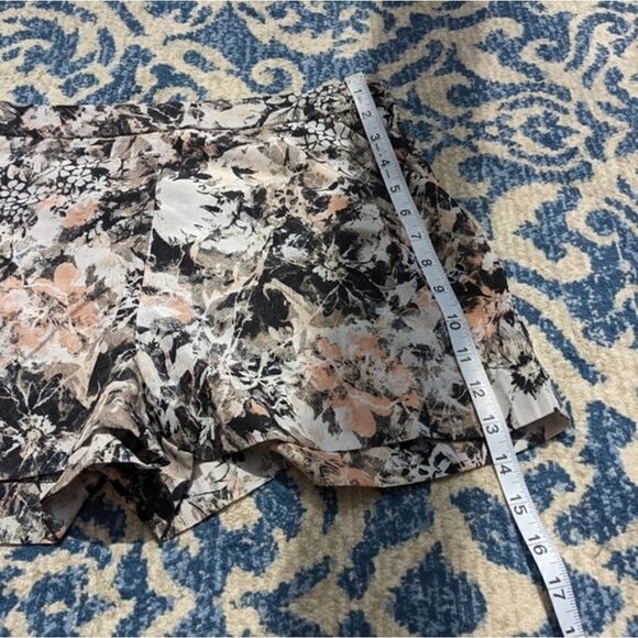 Cute CAD shorts - Picture 9 of 11